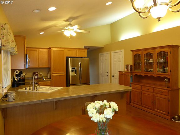 5th image of 8007 NE 91st Ave