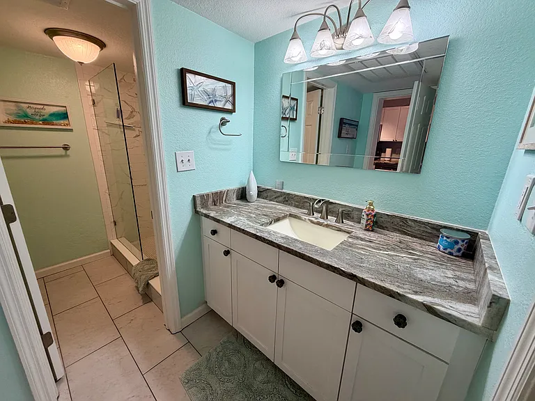 5020 Beach Dr SE #C — Photo 5