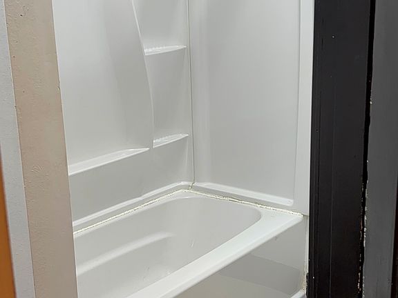 4th image of 623 Uams Blvd APT B