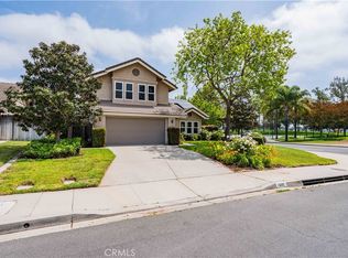 1605 Ridgewood Dr, Camarillo, CA 93012