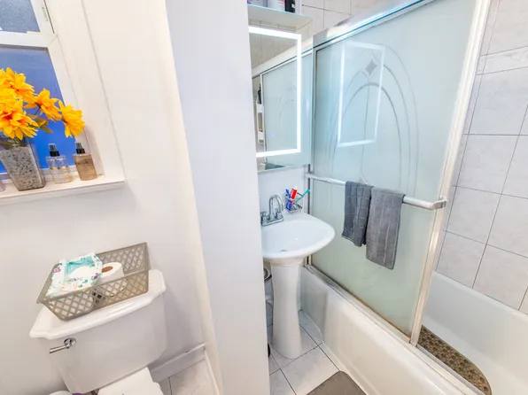 606 59th Street image 12 of 20