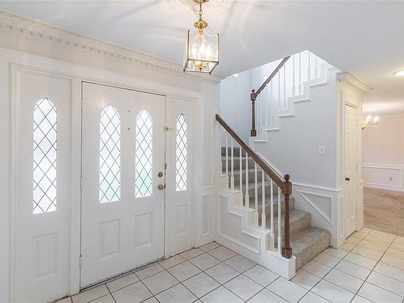 4th image of 4218 Brightwood Dr