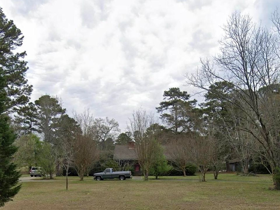 1st image of 111 E South Oak Rd