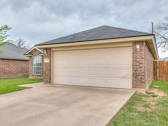 4th image of 46 Amberwood Dr