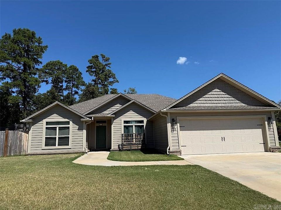 1st image of 222 Promenade Cir