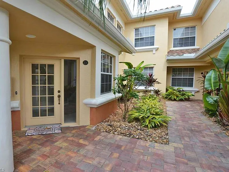 3985 Deer Crossing Ct #201 — Photo 18