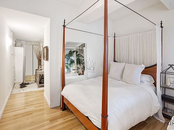 4th image of 88 Greenwich St APT 719