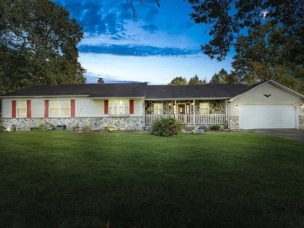 58300 Pear Rd, South Bend, IN 46619