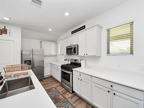 5th image of 2947 Palominos Way