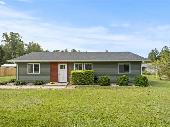 237 Skyland Dr, Belton, SC 29627