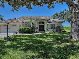 9011 Misty Creek Dr, Sarasota, FL 34241