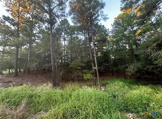 Moccasin Trl, La Grange, TX 78945