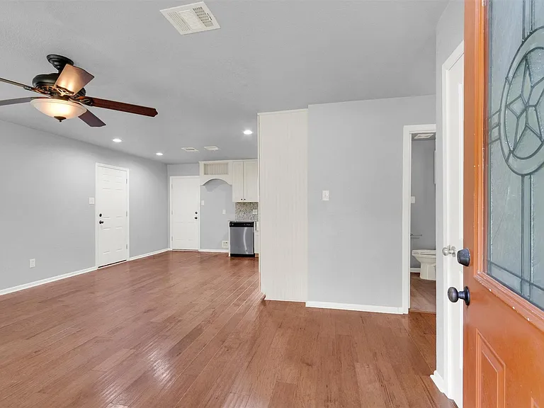 213 County Line Rd — Photo 4