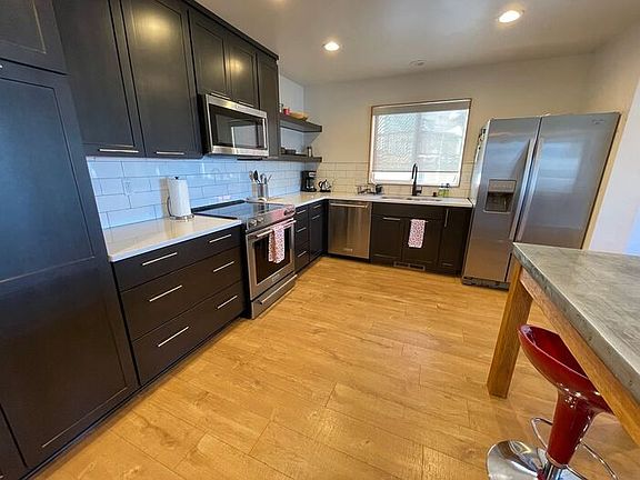 4th image of 756 Bigler Cir #A