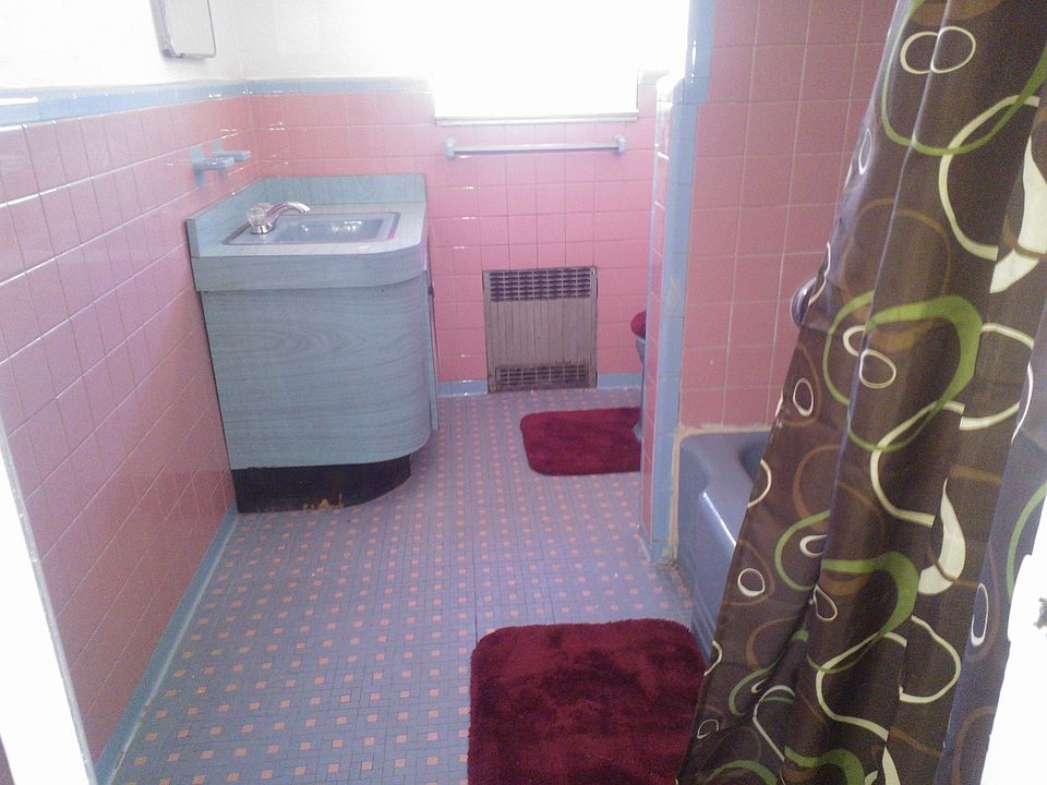 1st image of 432 Oakley Ave #2