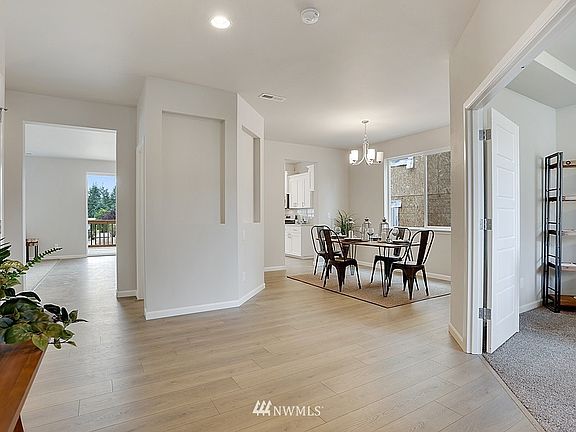 4th image of 27012 13th Avenue S Lot 2