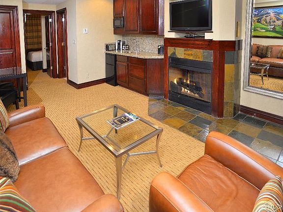 2nd image of 26 Avondale Ln #503