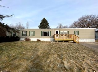 112 Wagon Wheel Cir, Brookings, SD 57006