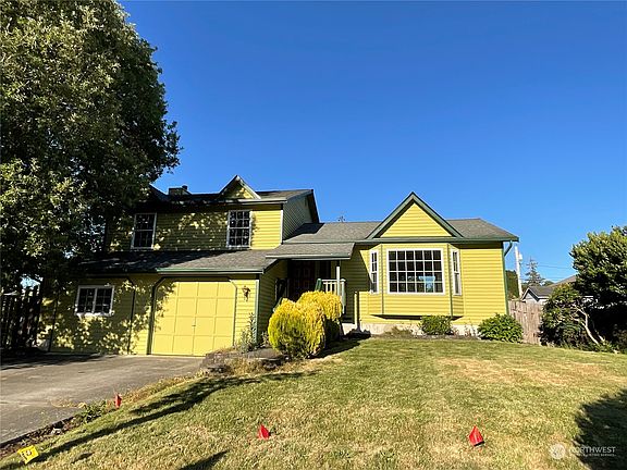 2nd image of 330 SE Fisher Court