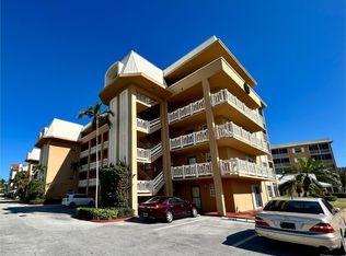 308 Golfview Rd APT 104, North Palm Beach, FL 33408