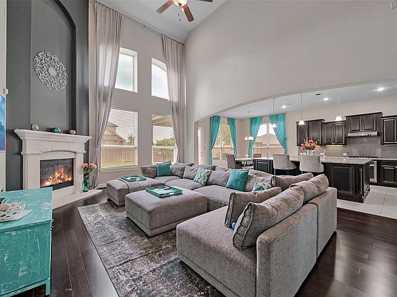 4th image of 9502 Brannok Ln