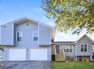 1076 Brown Duck Trl, Lawrenceville, GA