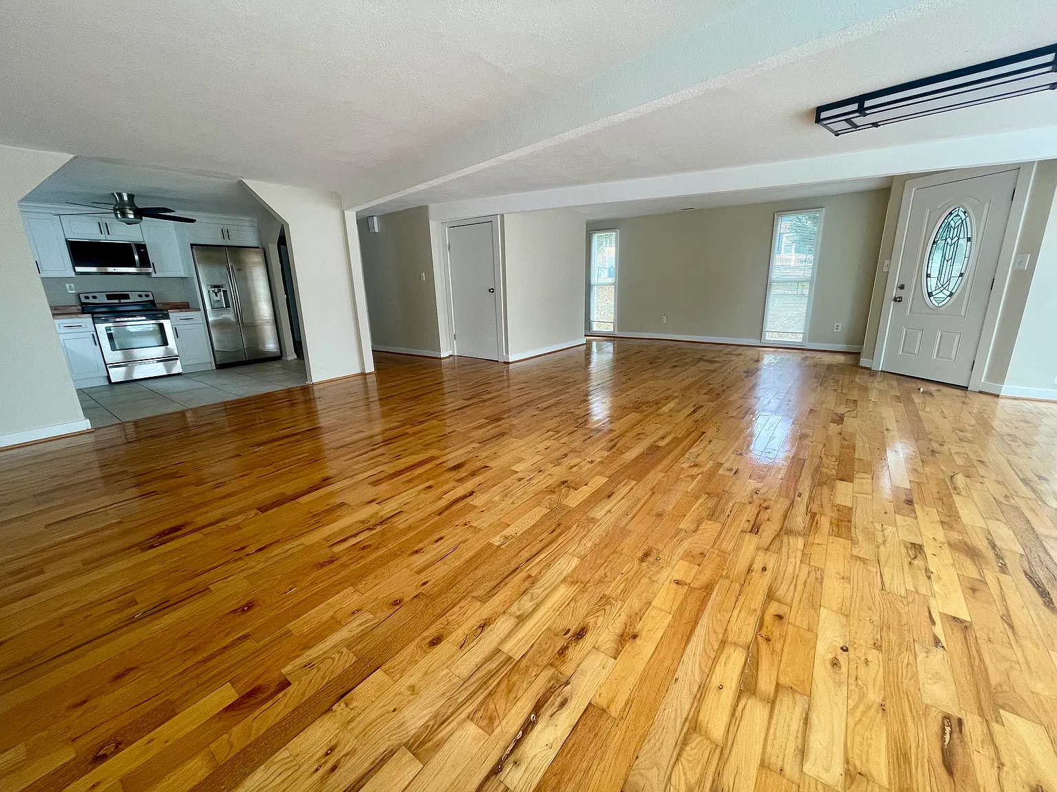 5403 Saint Elmo Ave — Photo 4