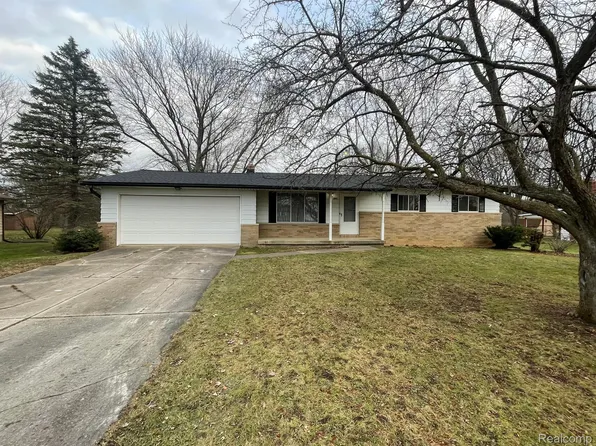 5055 Duffield Rd, Swartz Creek, MI 48473