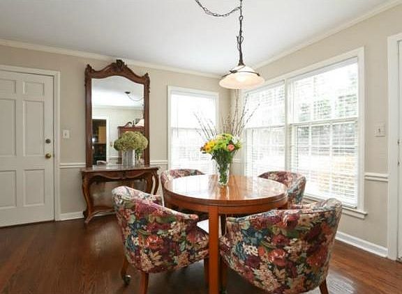 Dining room leads to screened porch.
