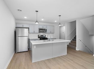 1721 Lagoon Avenue, Minneapolis, MN 55408