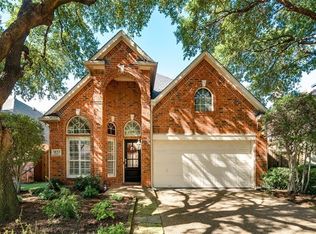 3832 Azure Ln, Addison, TX 75001
