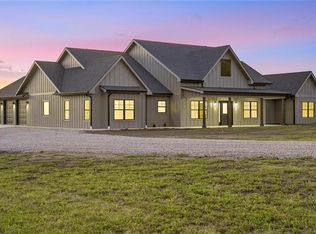 5755 SW Wanamaker Rd, Topeka, KS 66610