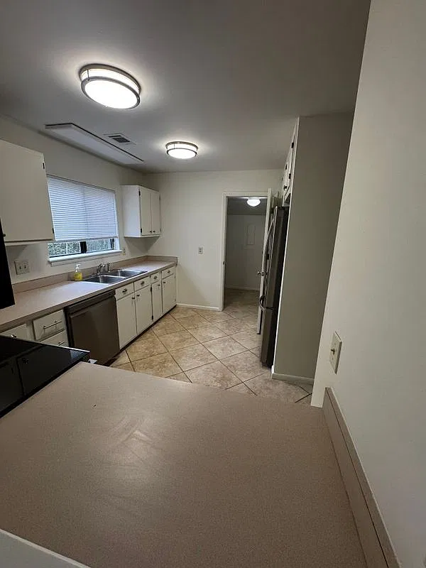 2 bed, 2.5 bath, 1256 sqft, $2,250 — Photo 4