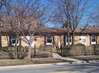 251 Bridge St, Joliet, IL 60435