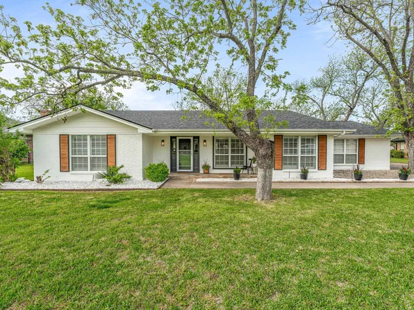 5213 Wedgefield Rd, Granbury, TX 76049