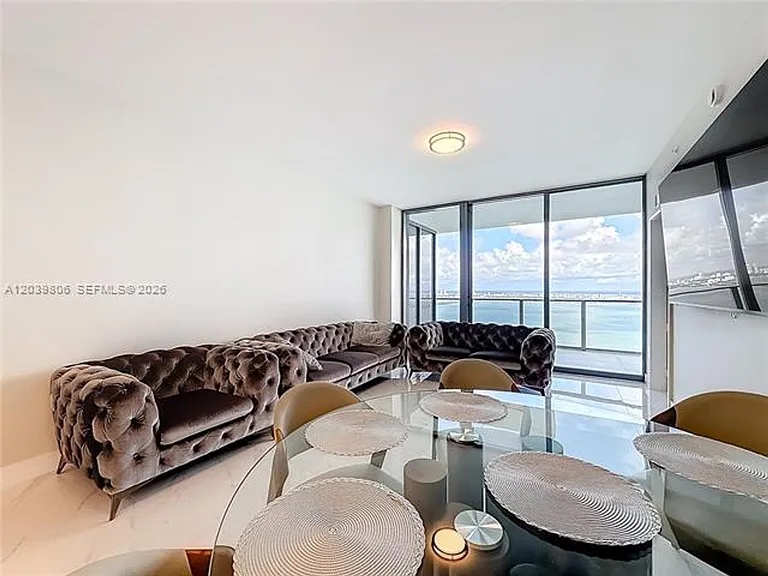 700 NE 24th St #4904 — Photo 13