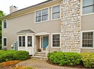 701 Binghampton Ln, Livingston, NJ 07039
