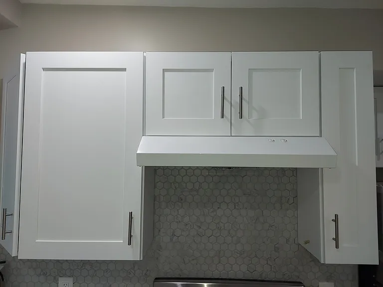 115 Deering Rd — Photo 2