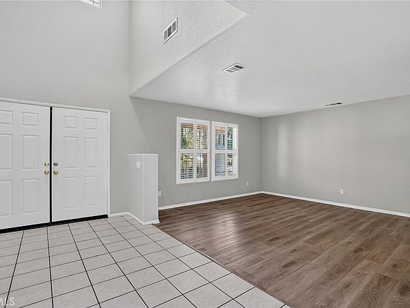 3rd image of 2103 W Avenue K7