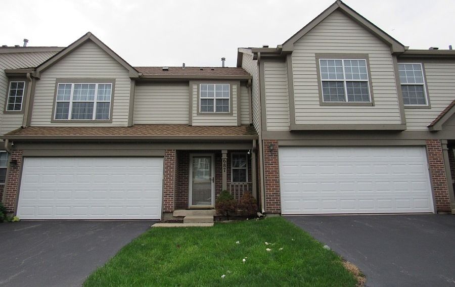 1st image of 687 E Whispering Oaks Ct