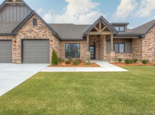 2722 Hickory Ridge Rd, Sapulpa, OK 74066