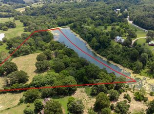 Hewitt St, Springdale, AR 72764