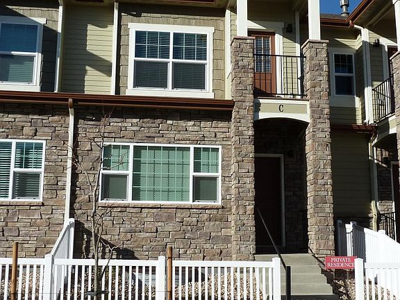 Unit Front & Deck off Junior Suite