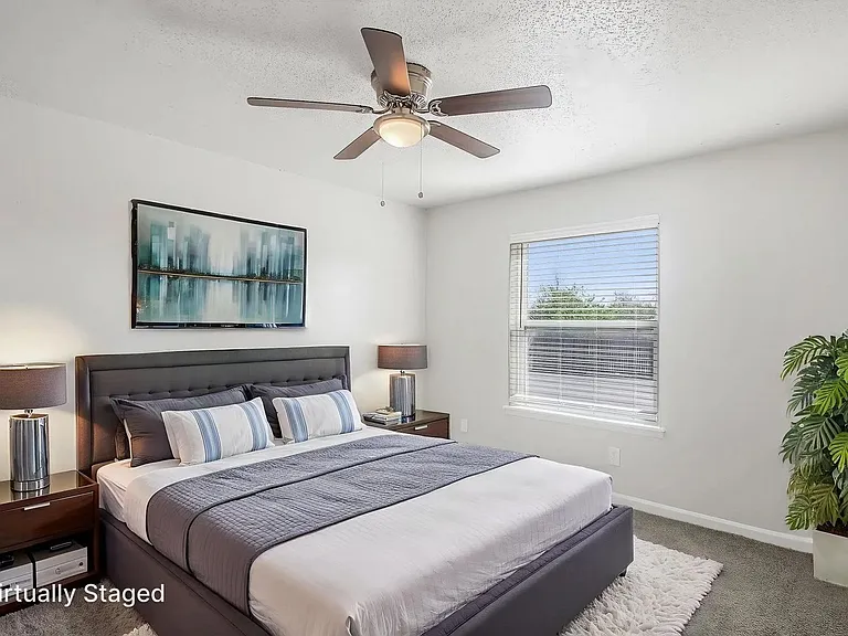 Yukon Heights Apartments — Photo 89