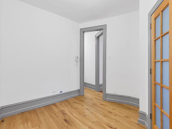 3rd image of 145 W 12th St APT 6-2