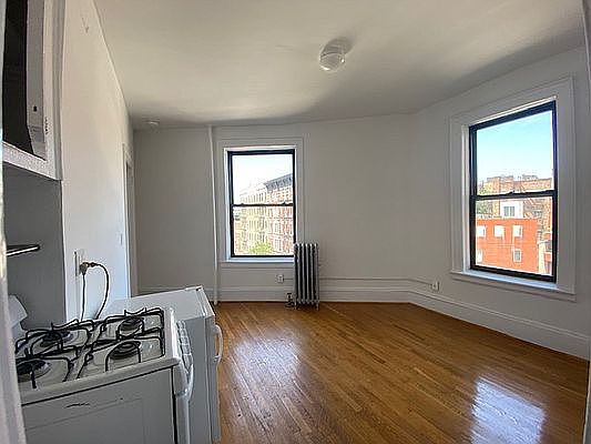 1st image of 28 Charles St #52