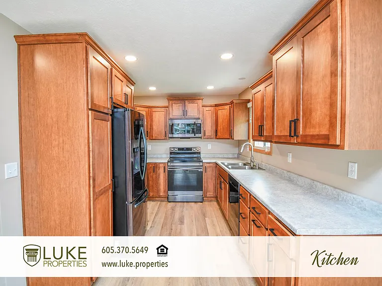 5213 E Prospect St — Photo 6