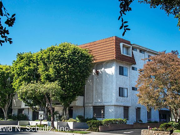 3rd image of 285 E California Blvd APT 201