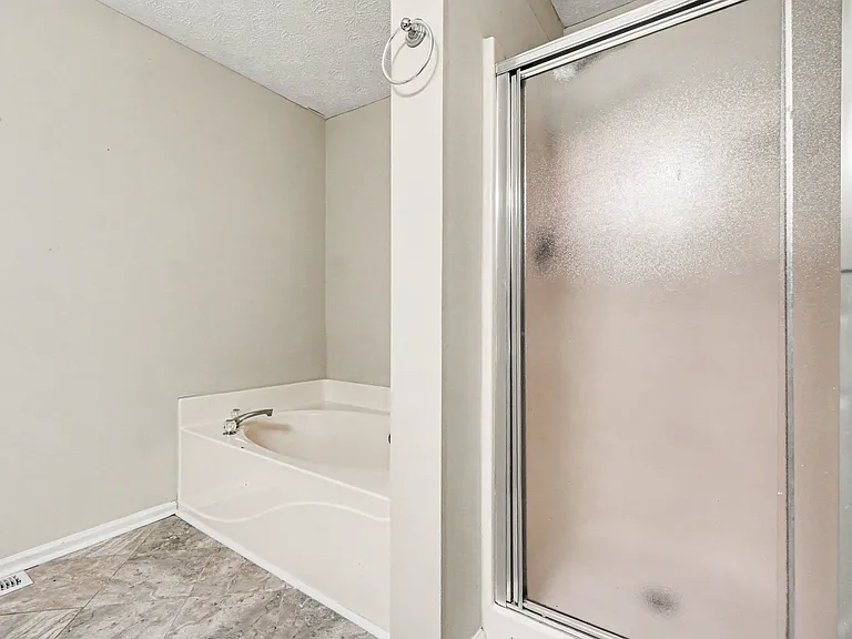 181 N Springs Dr — Photo 7