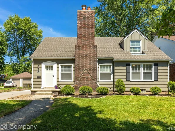 880 Notre Dame St, Grosse Pointe, MI 48230